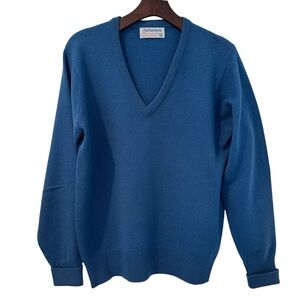 Soffe Deep Blue V-Neck Men's Sweater